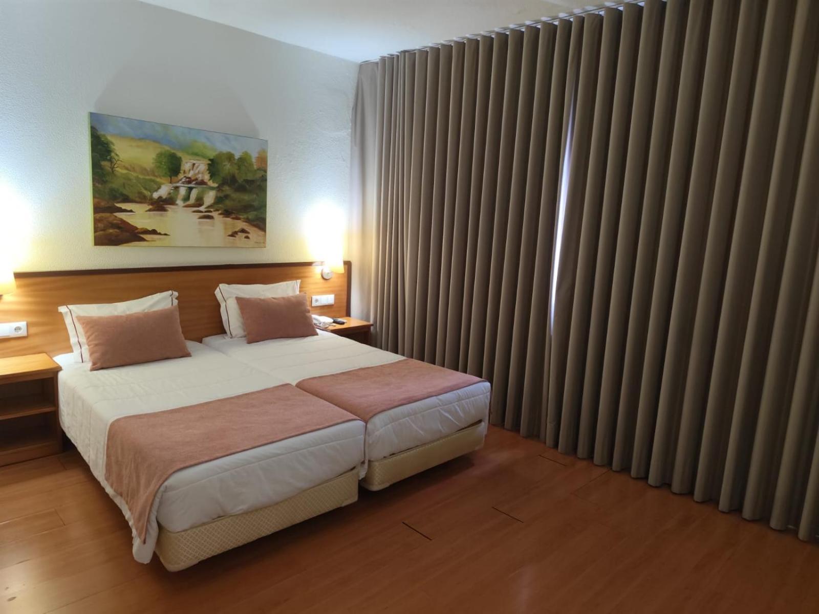 Hotel Dom Vilas Braga Luaran gambar